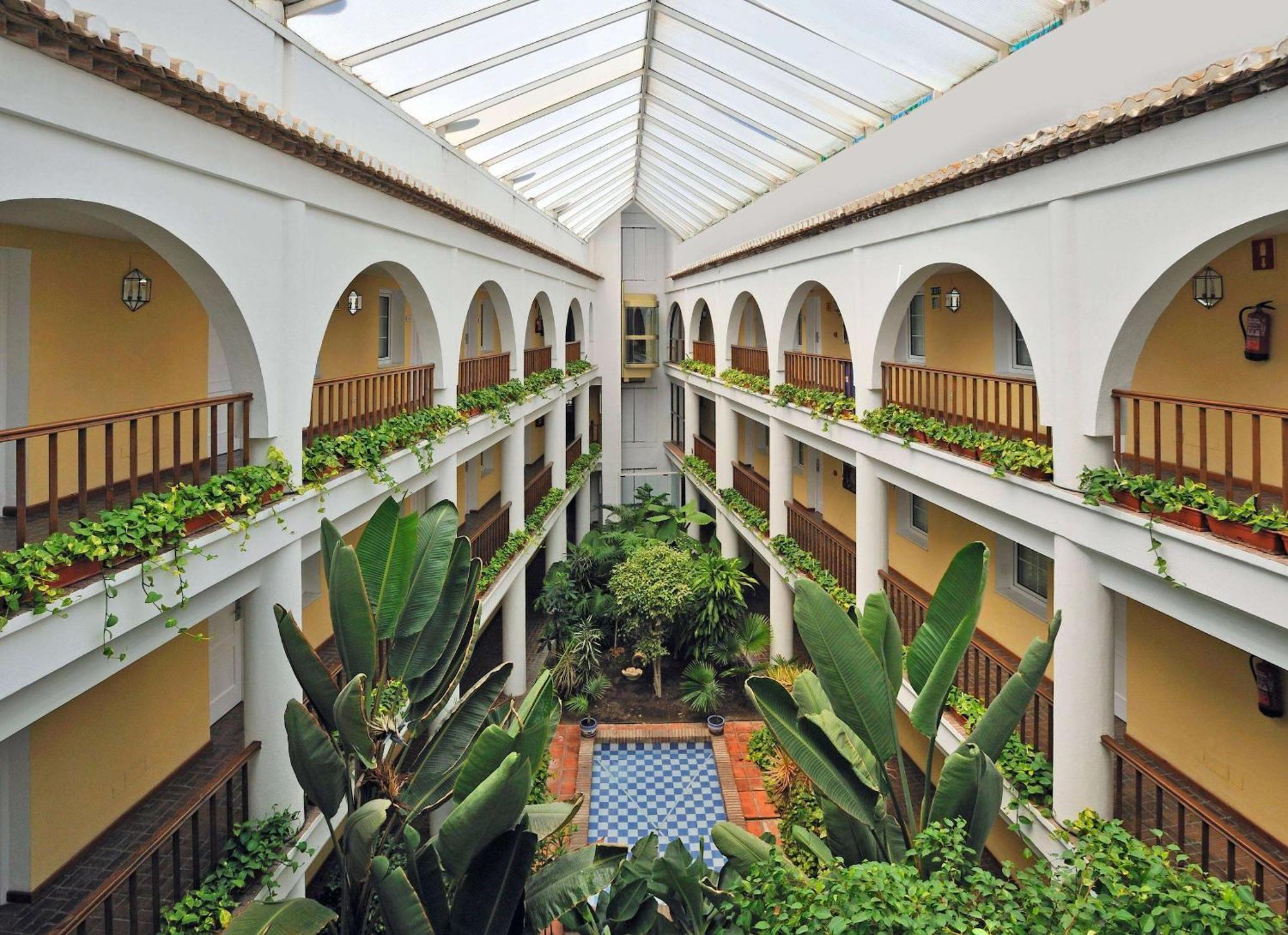 Hotel Sol Fenicios